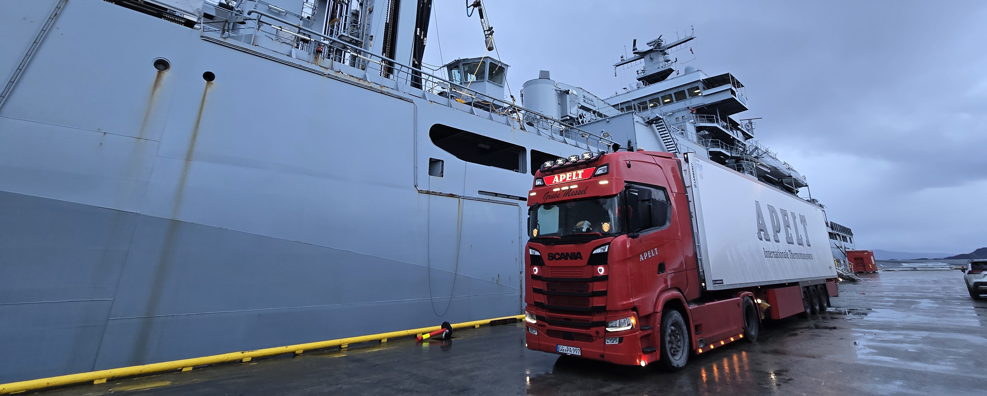 APELT LKW unterwegs